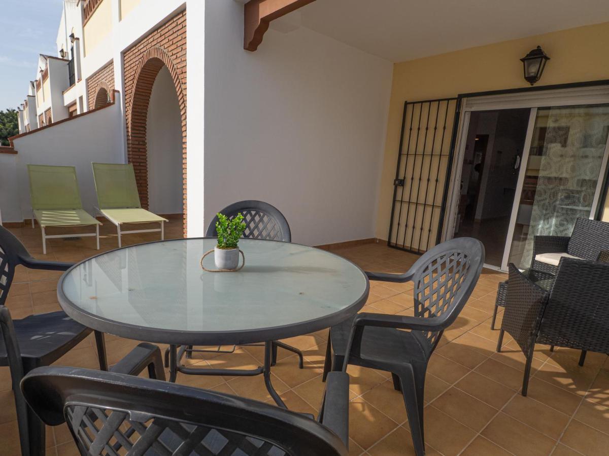 Apartamentos Chimenea Нерха Экстерьер фото